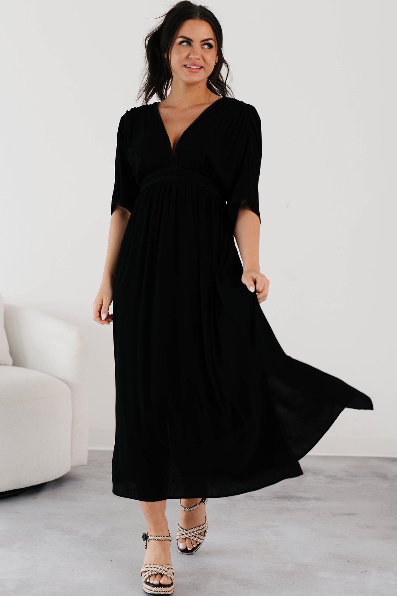 Loose and Free V Neck Maxi Dress (Black)