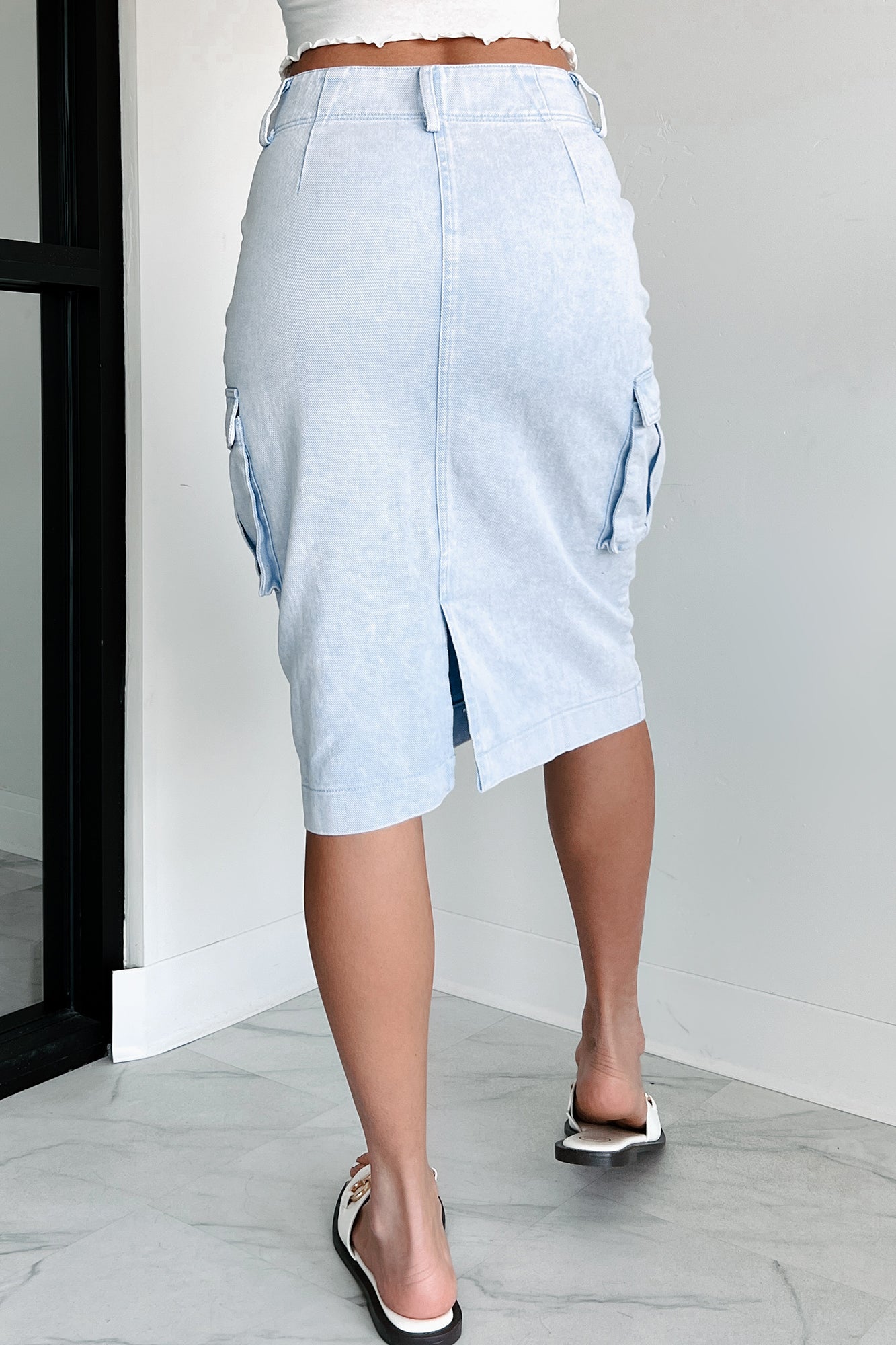 Trendy Locations Denim Wash Cargo Midi Skirt (Blue)