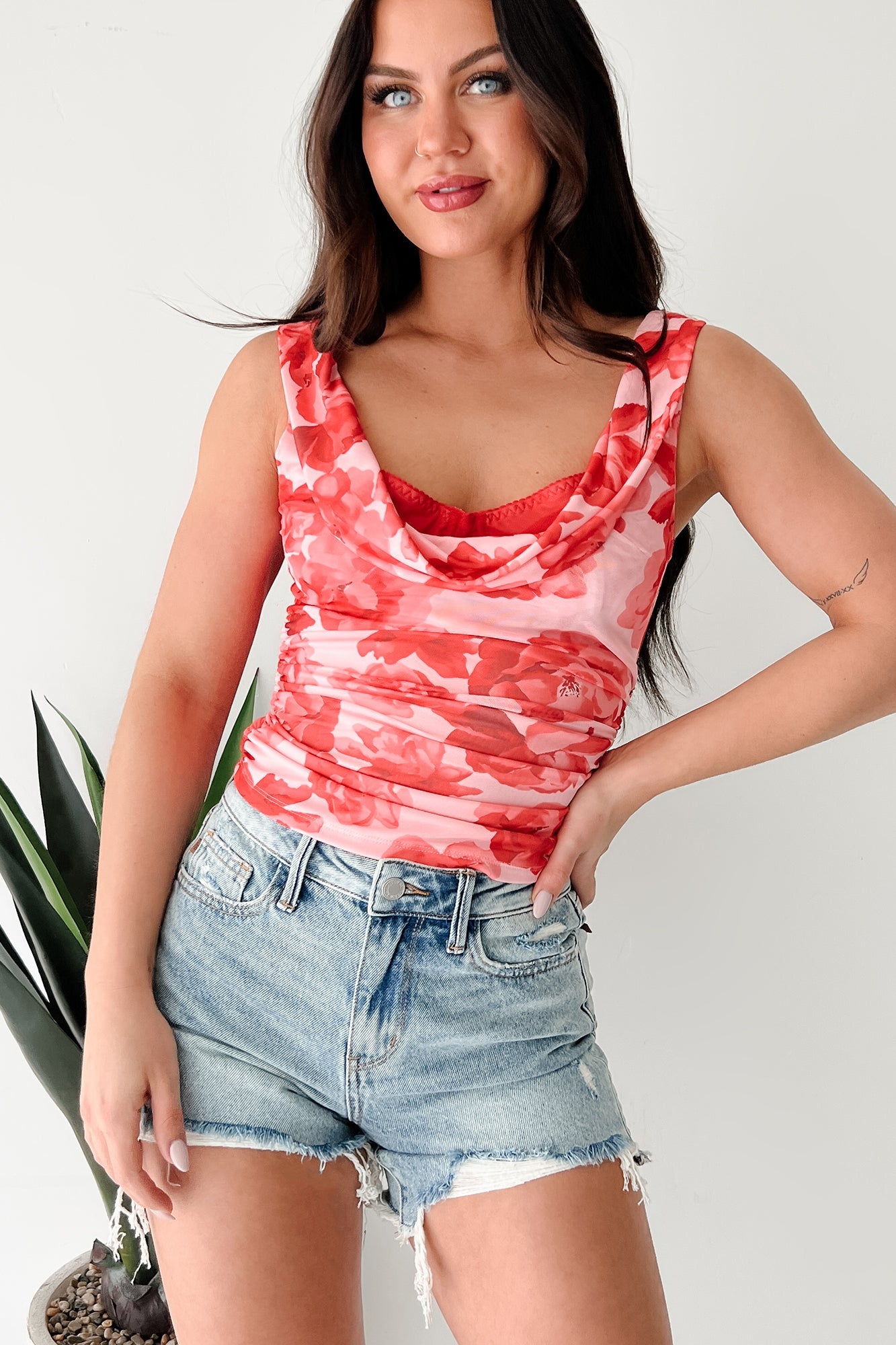 Slay All Day Sleeveless Floral Built-In Bra Top (Coral)