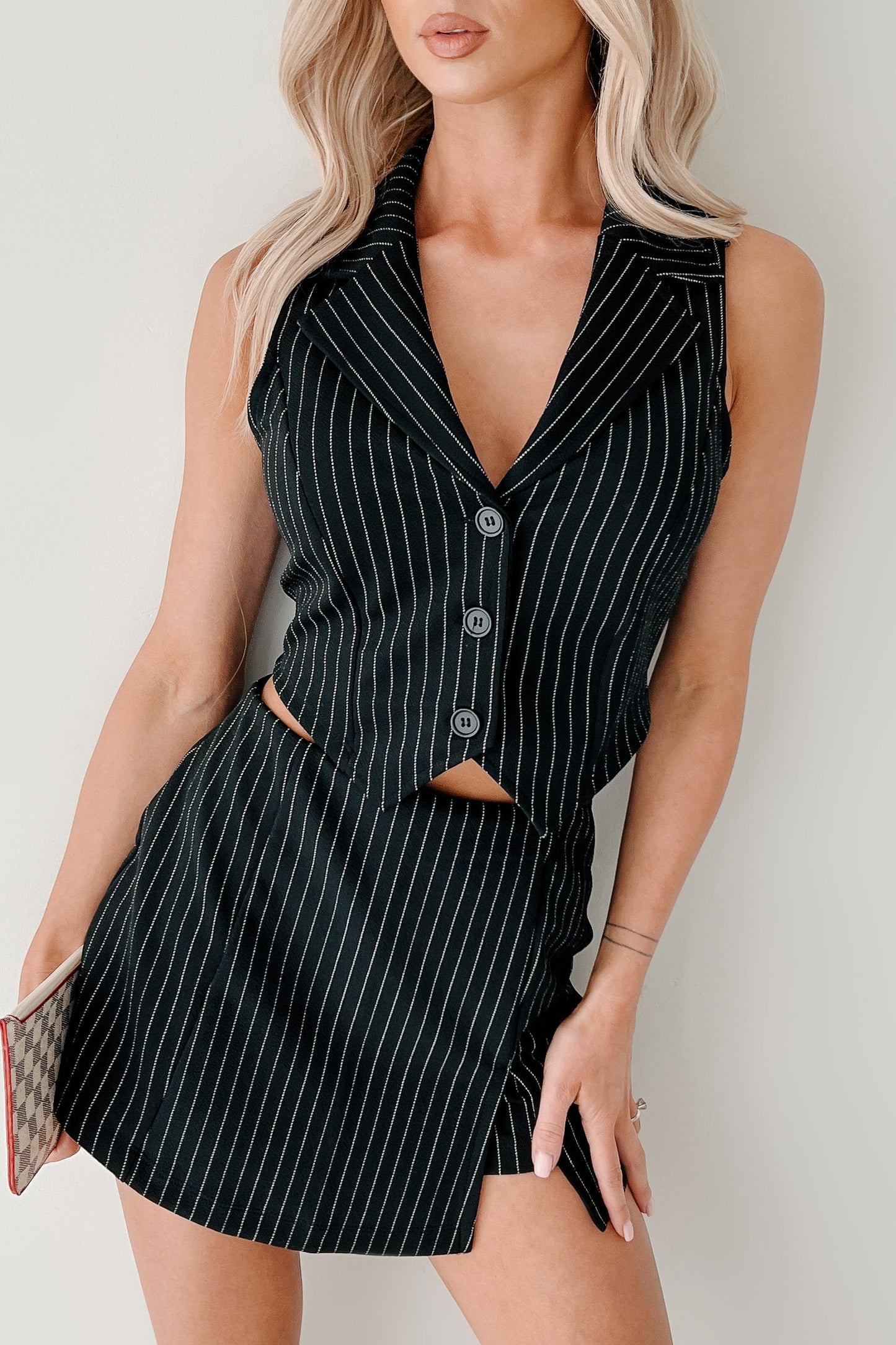 Workflow Edge Two Piece Pinstripe Skort Set (Black/White)
