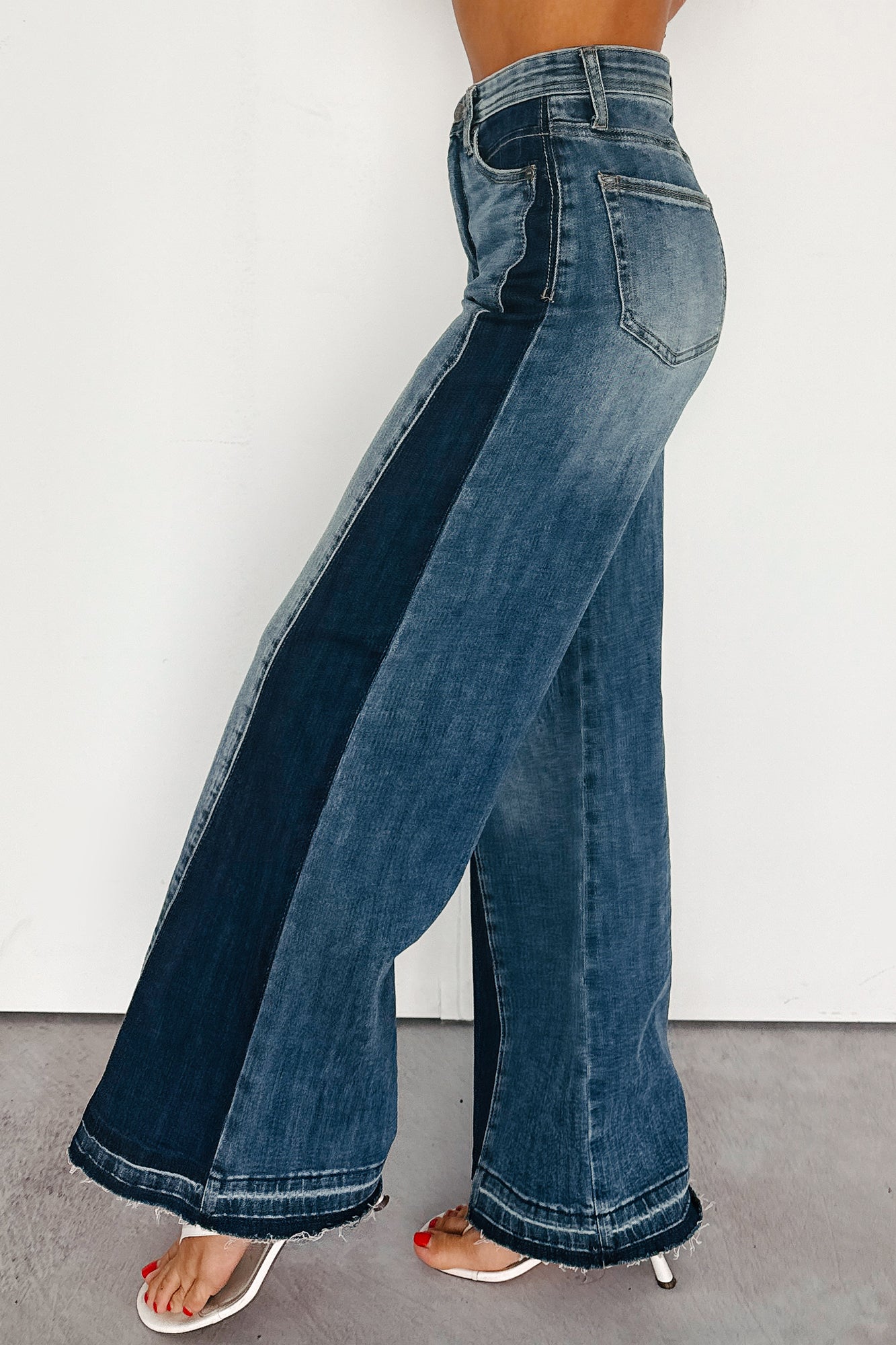Rina Tummy Control Side Contrast Saige Denim Jeans (Medium)