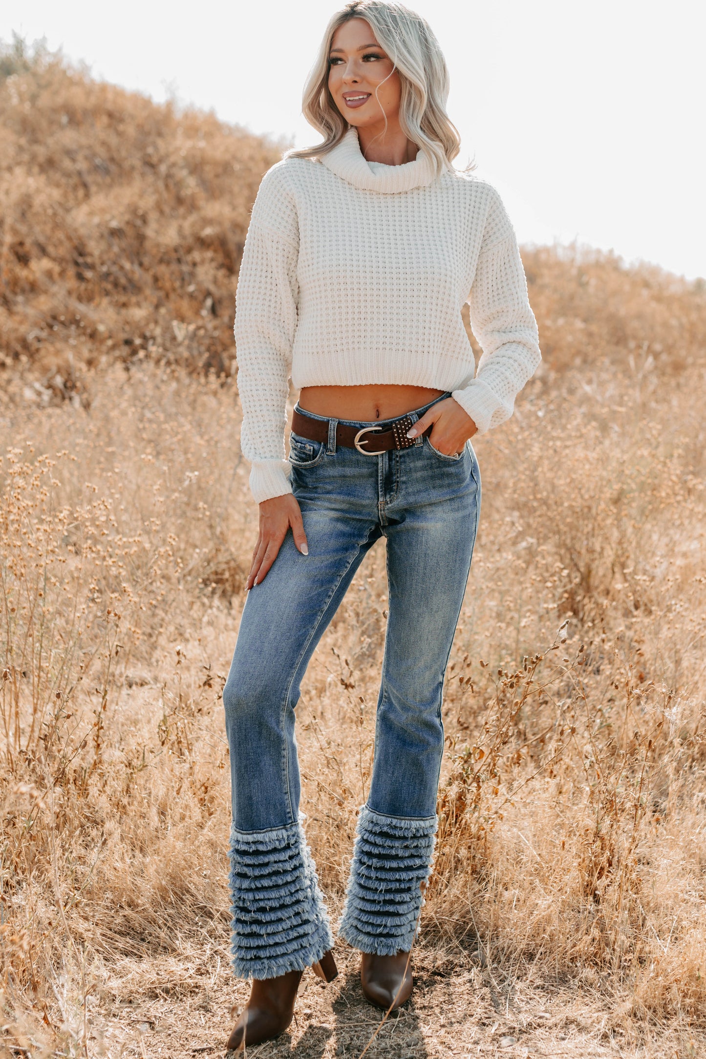 Snug Session Turtleneck Chenille Crop Sweater (Ivory)